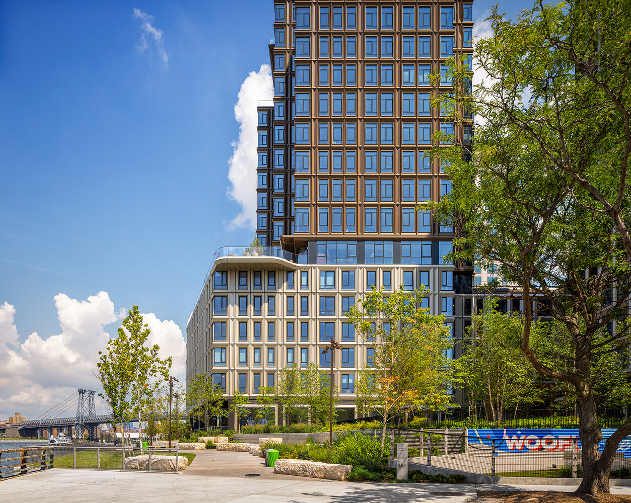 480 KENT Avenue 9D