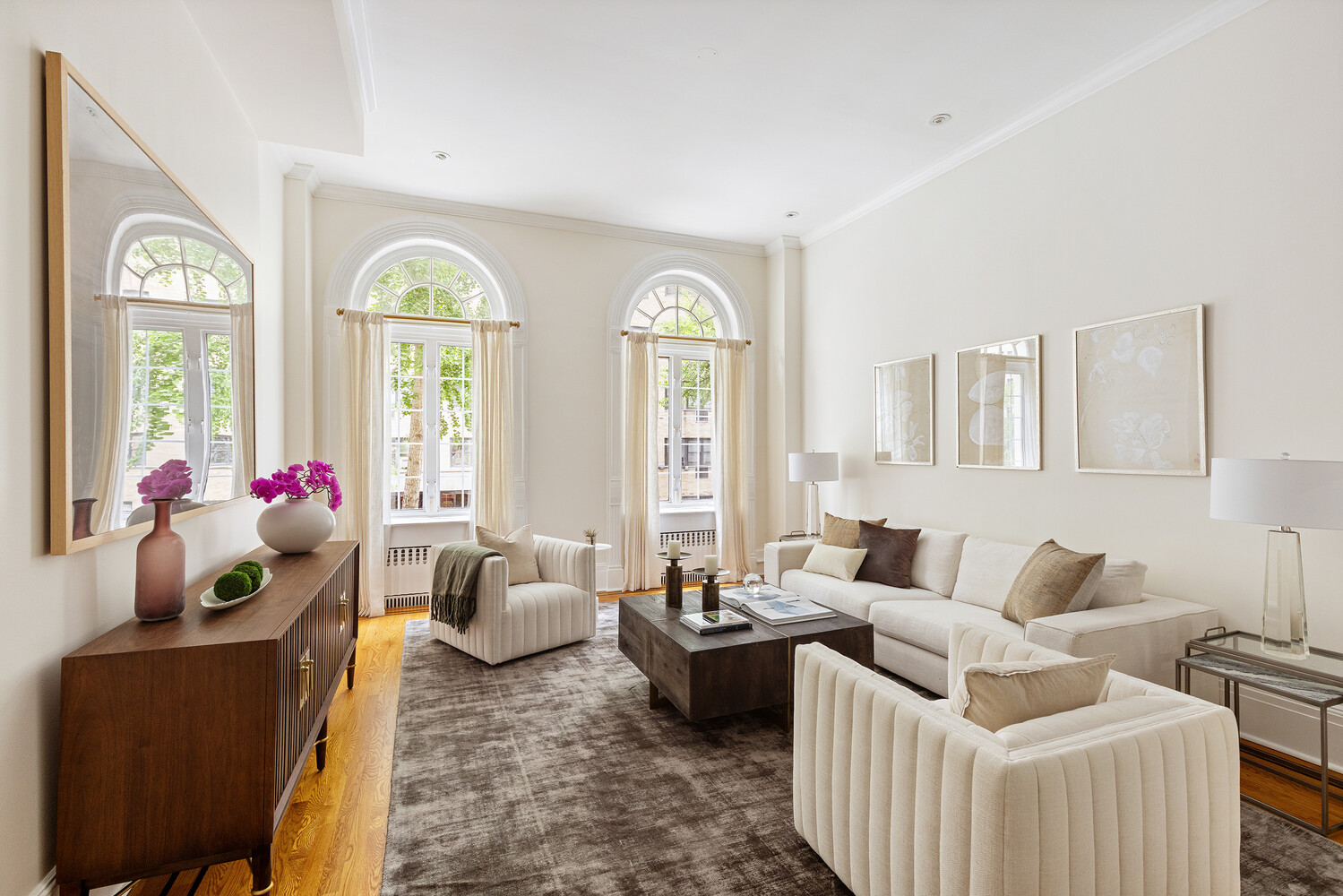 127 E 81ST Street