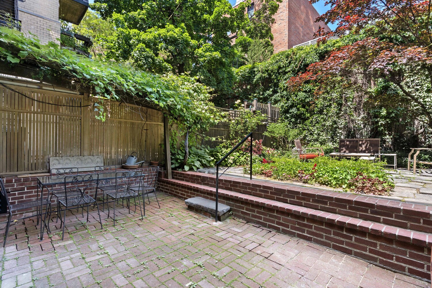 71 HORATIO Street 1