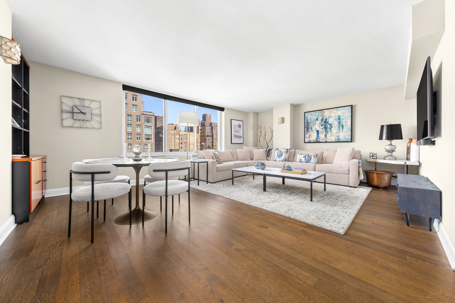 2250 BROADWAY 12B