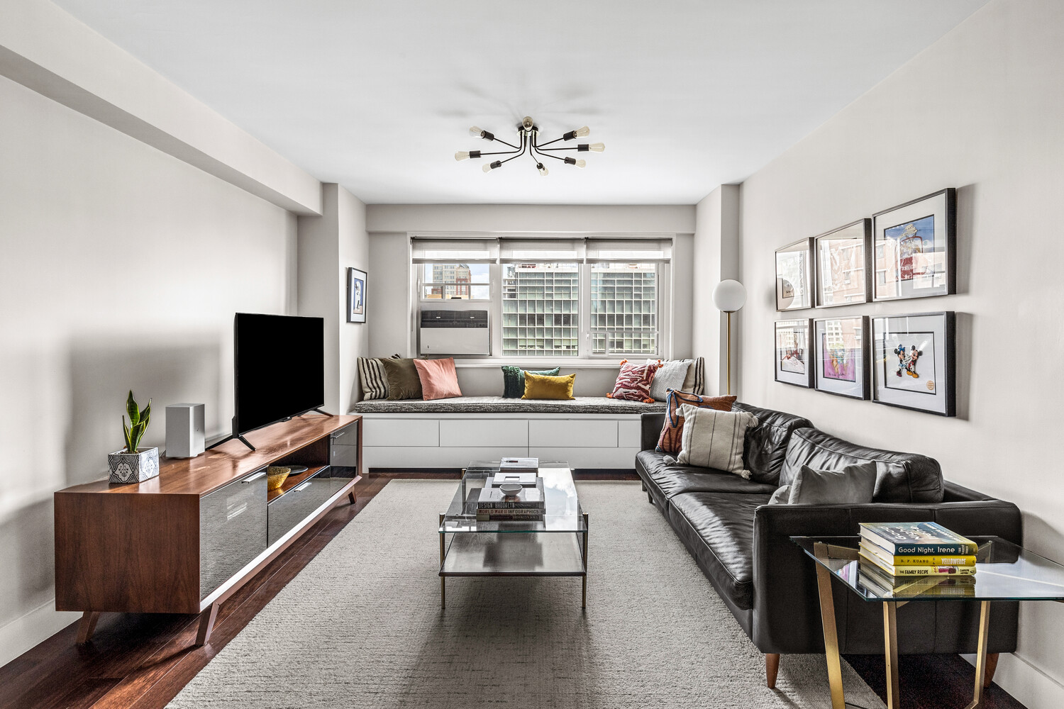 195 ADAMS Street 10CD