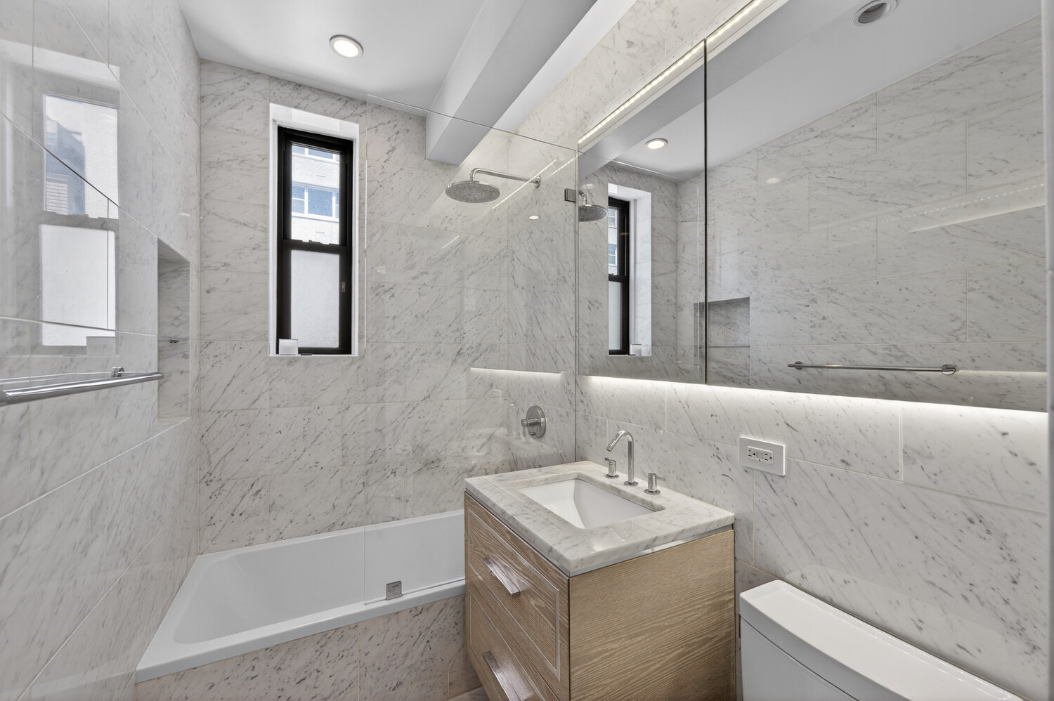 100 West 12th Street, 4K