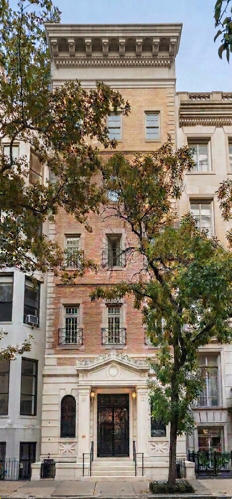 5 E 63RD Street