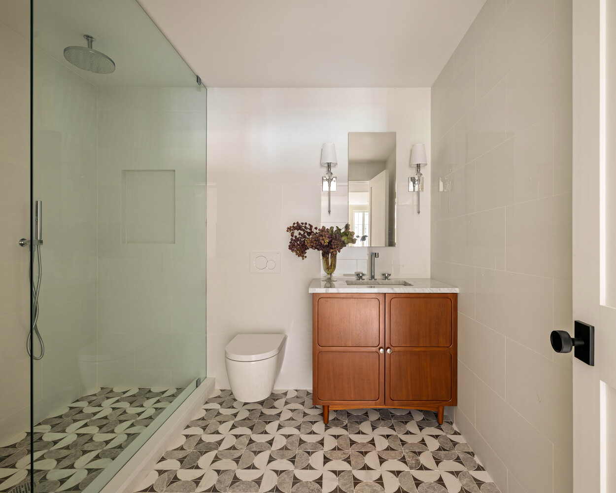 5 E 63RD Street