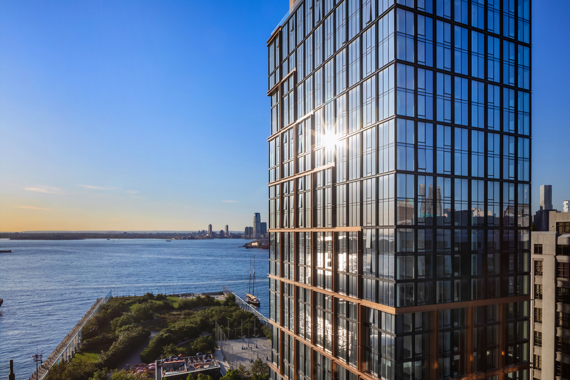 50 BRIDGE PARK Drive 22C