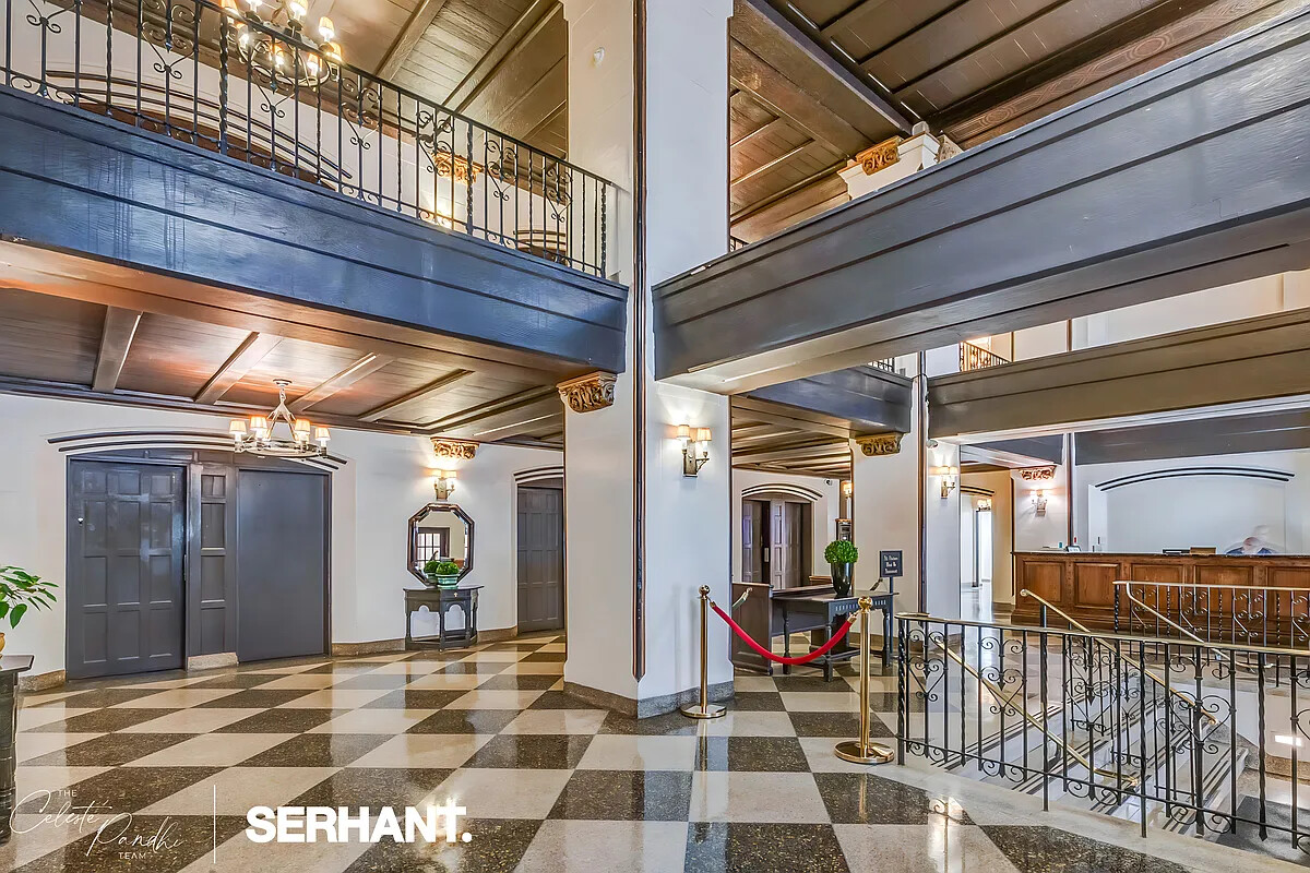 320 E 42ND Street 2318
