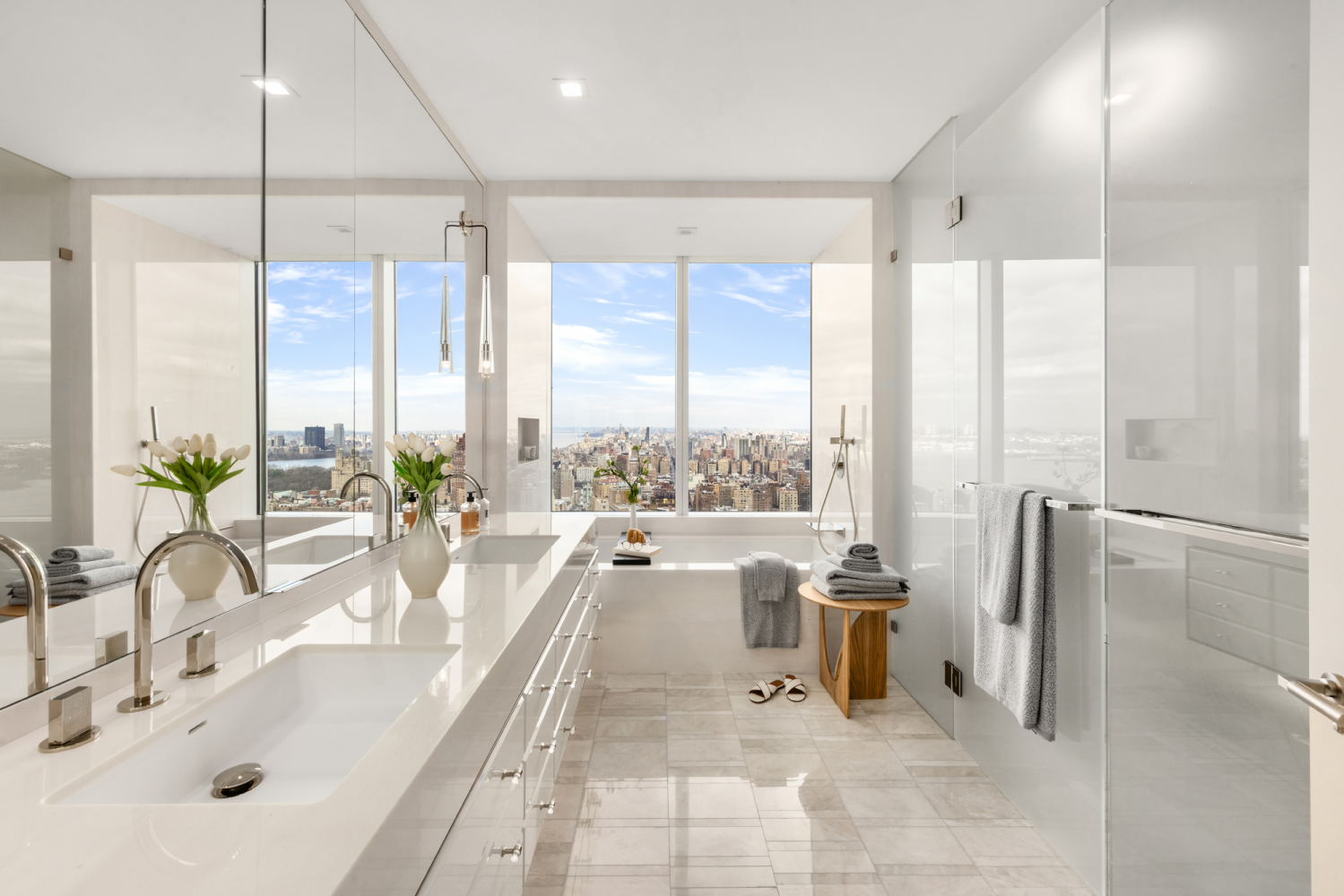 200 Amsterdam Avenue Unit: 40B