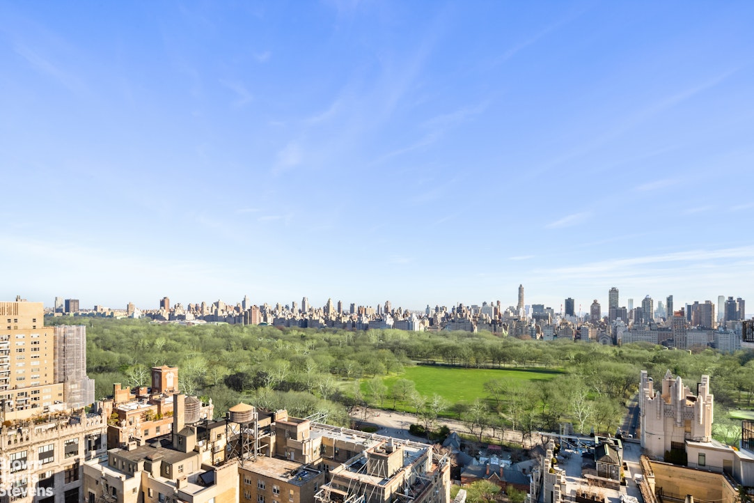 22 West 66th Street PH2526