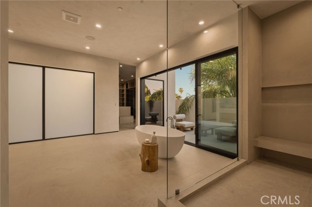 15450 Huston