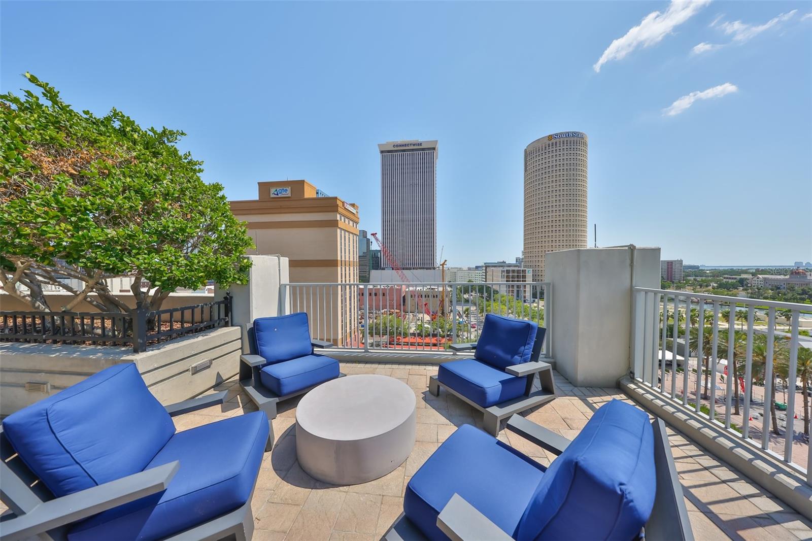 777 N ASHLEY DR #3002