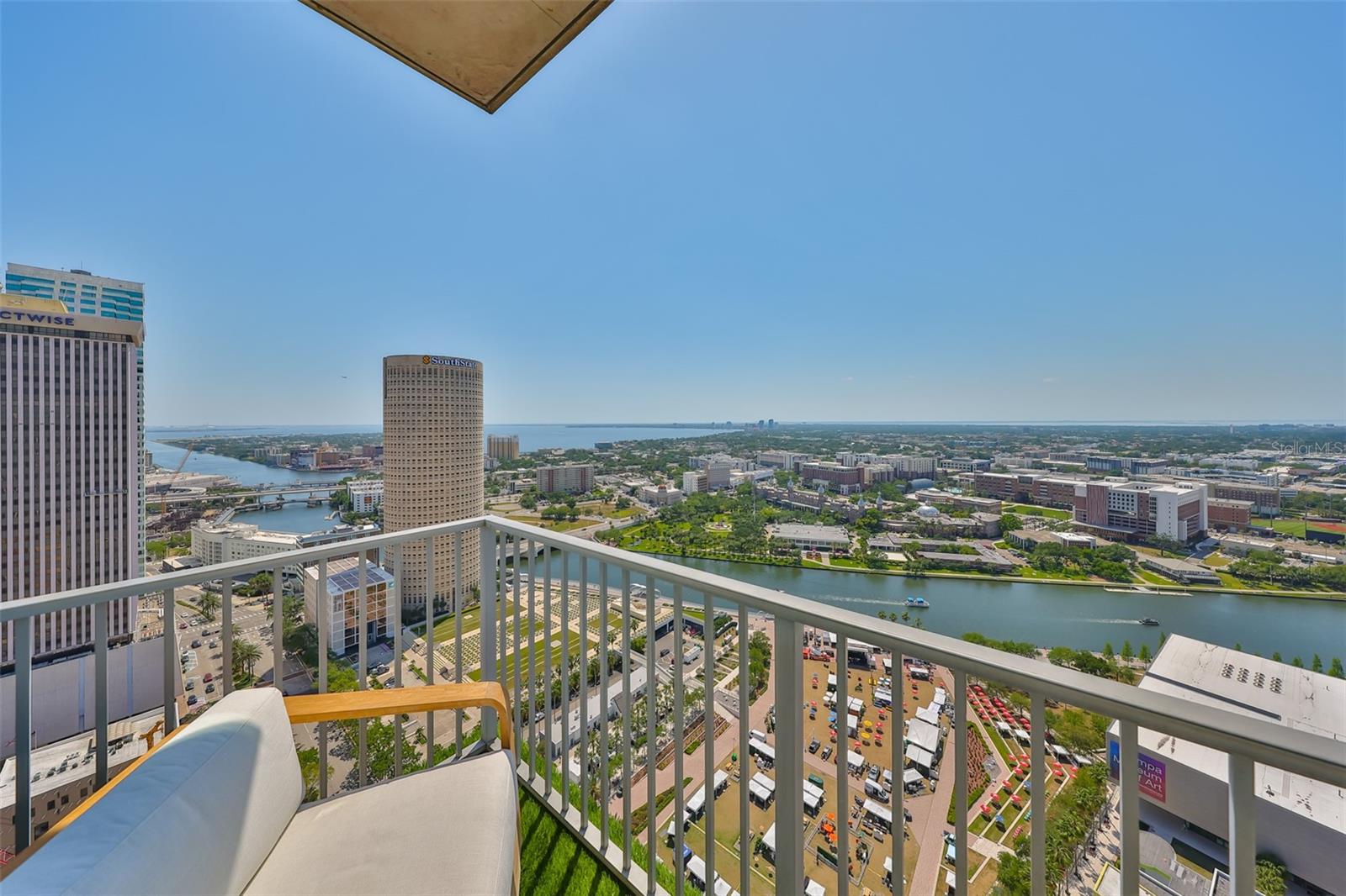 777 N ASHLEY DR #3002