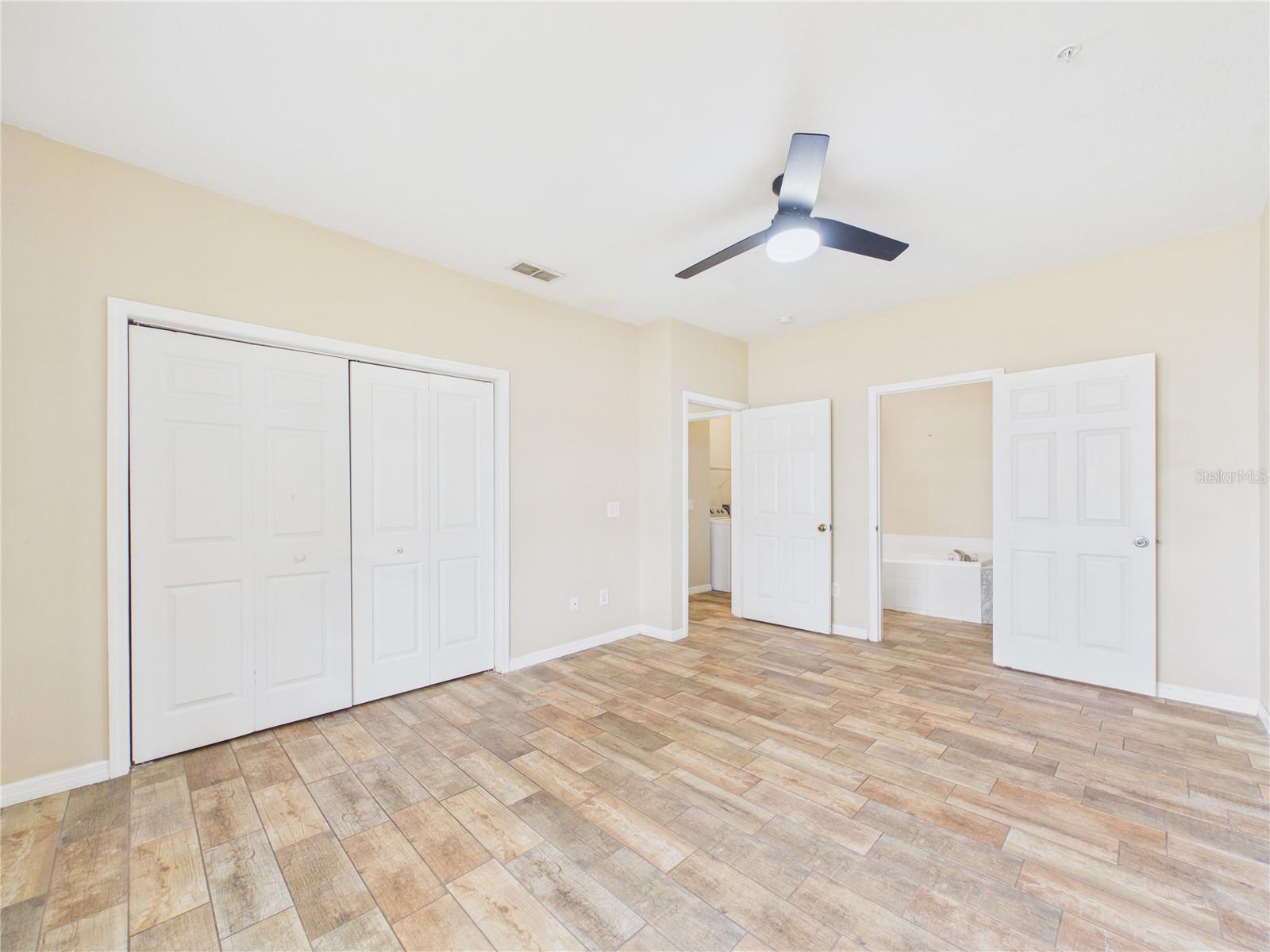 16305 ENCLAVE VILLAGE DR #102