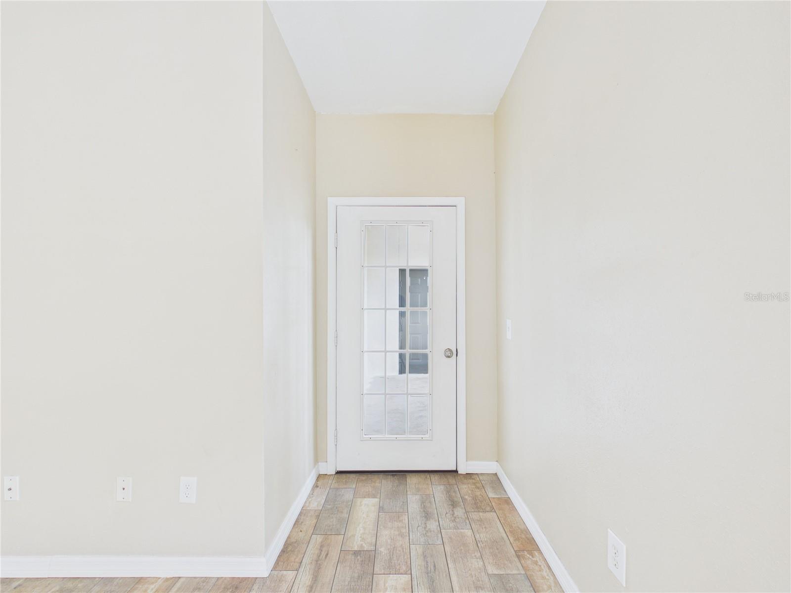 16305 ENCLAVE VILLAGE DR #102