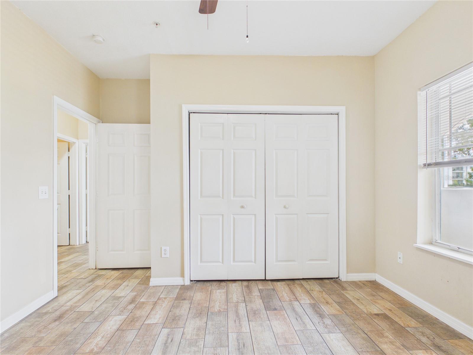16305 ENCLAVE VILLAGE DR #102