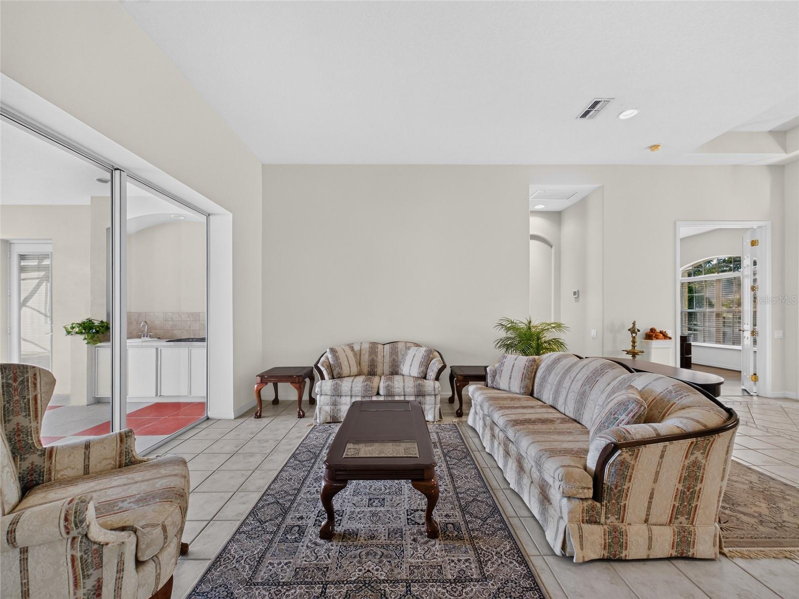 10207 ESTUARY DR