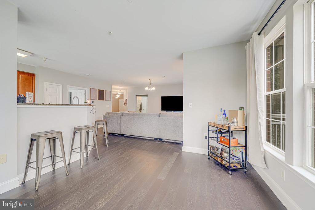 801 S GREENBRIER STREET Unit: 113