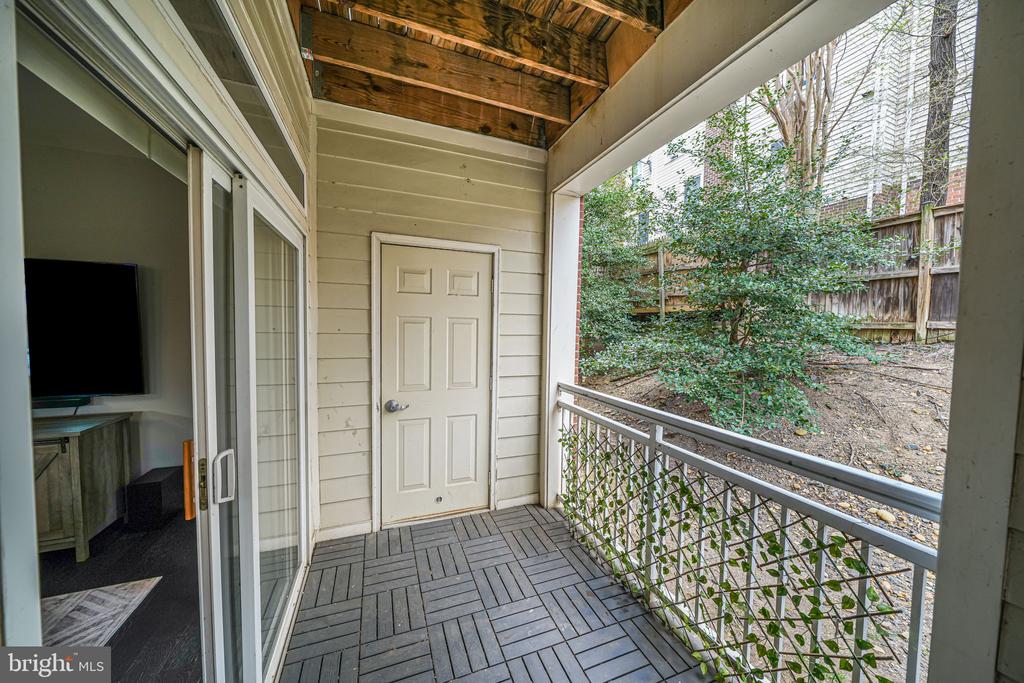 801 S GREENBRIER STREET Unit: 113
