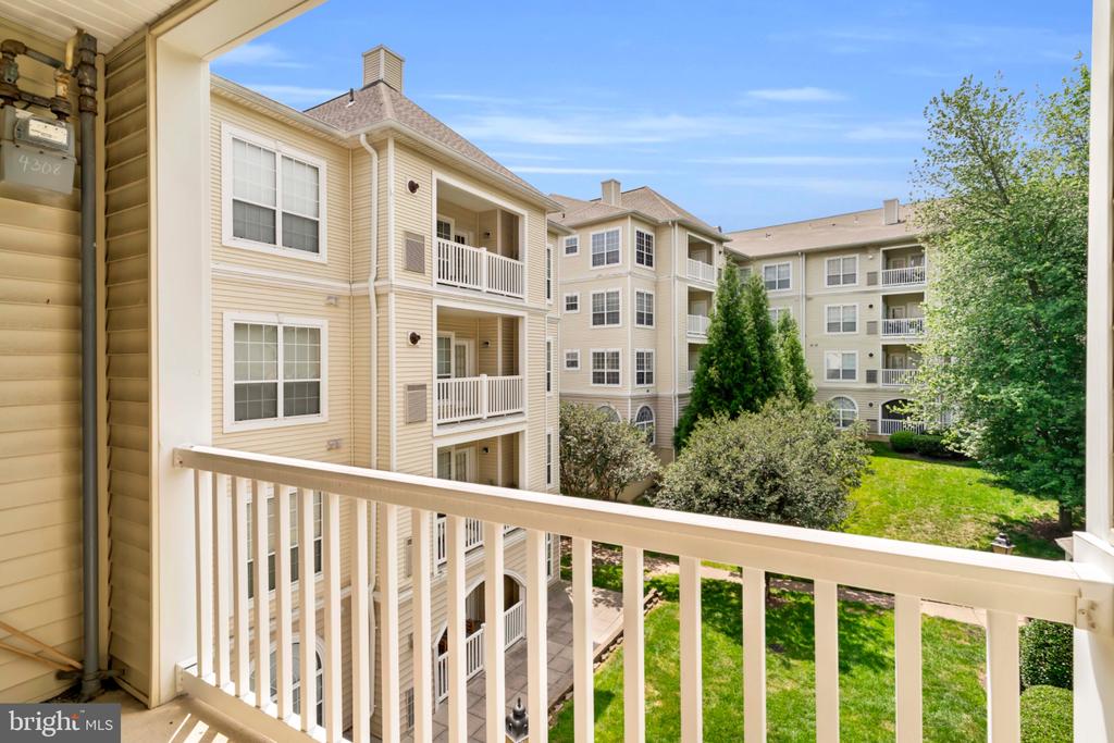 4551 STRUTFIELD LANE 4308
