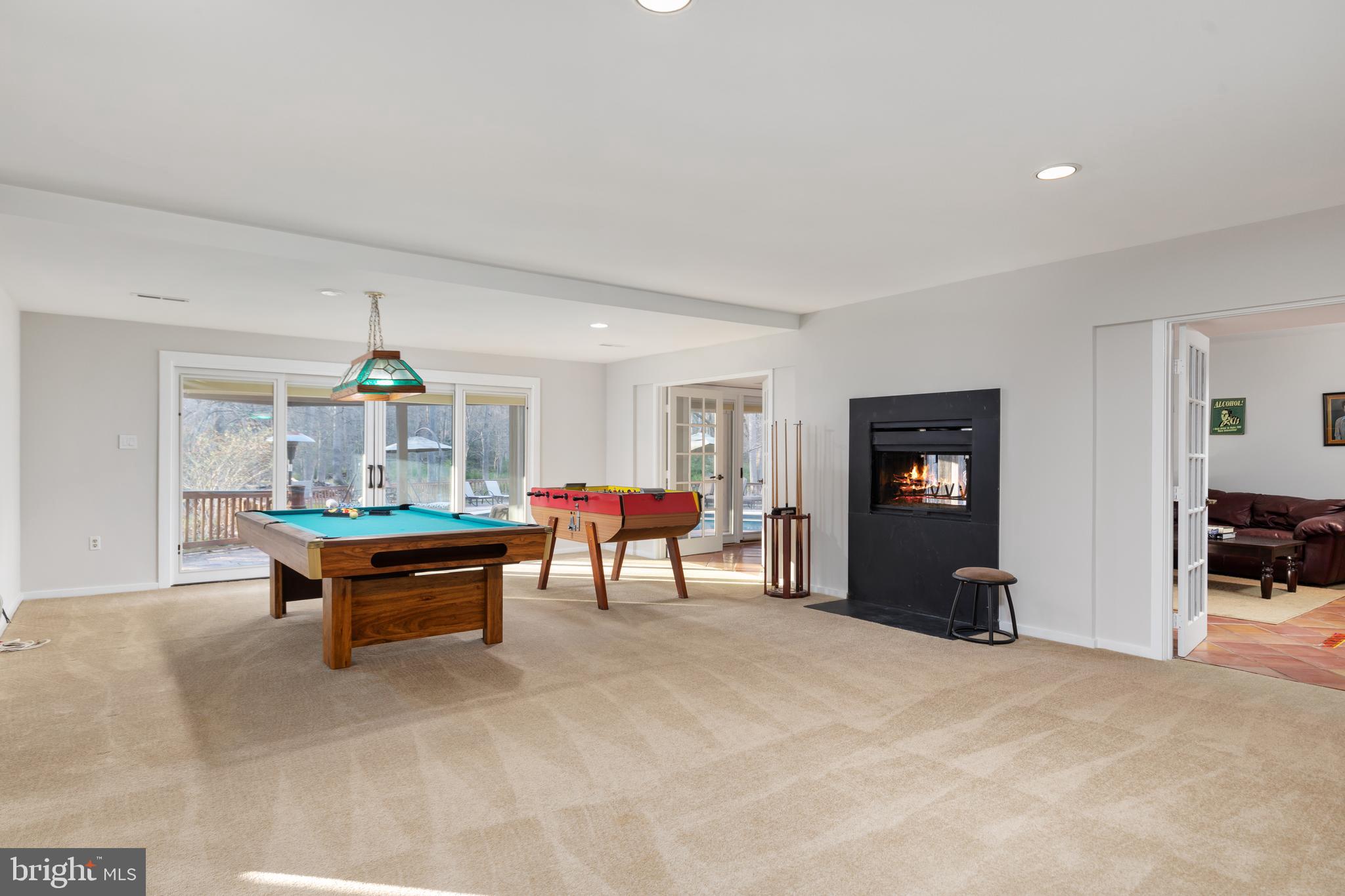 11690 Deerfield Dr