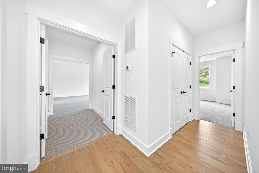3913 VICTORIA OAKS TRAIL