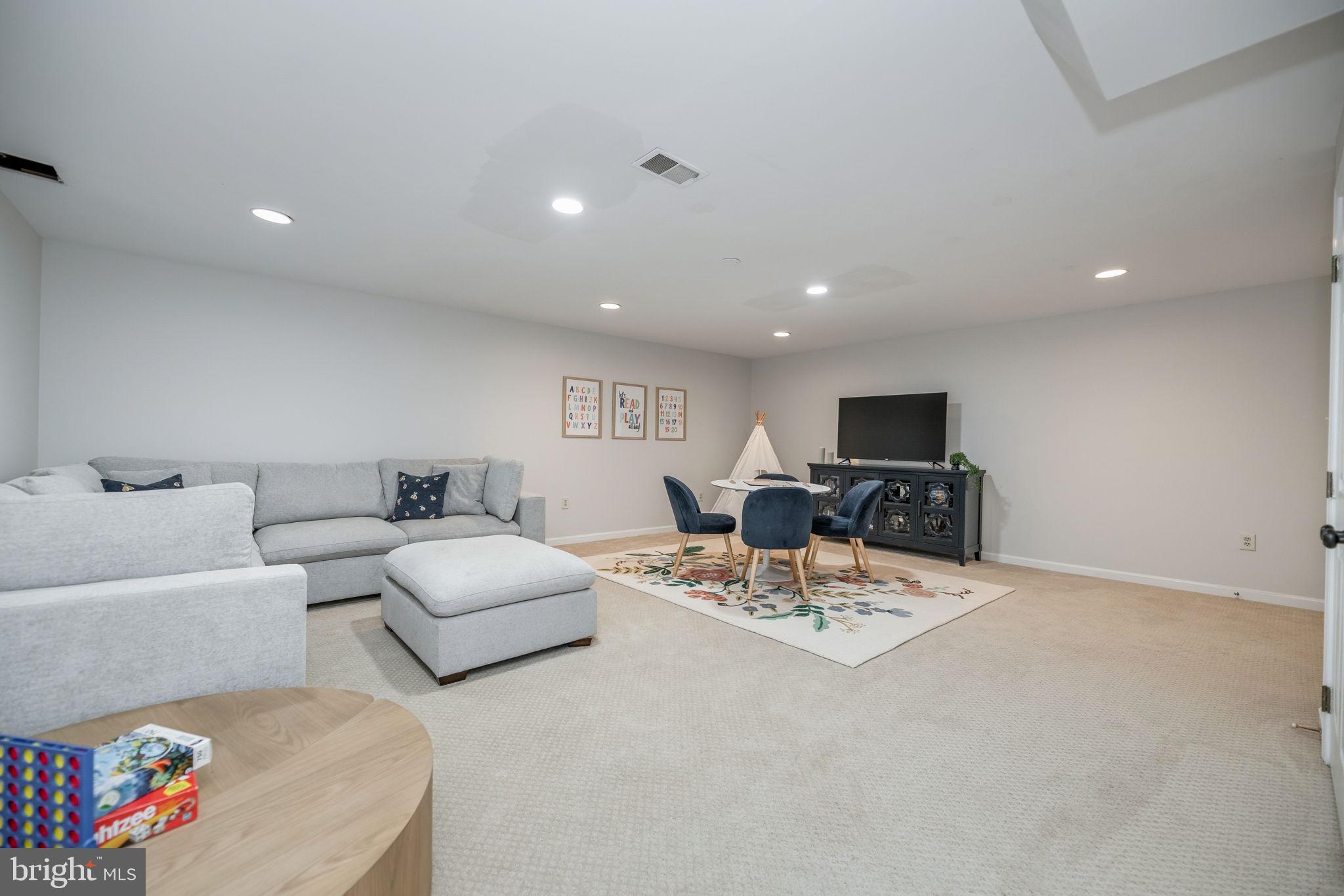 7603 MODISTO LANE