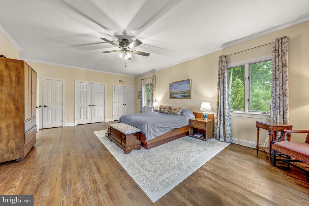 1502 HIGHWOOD DRIVE