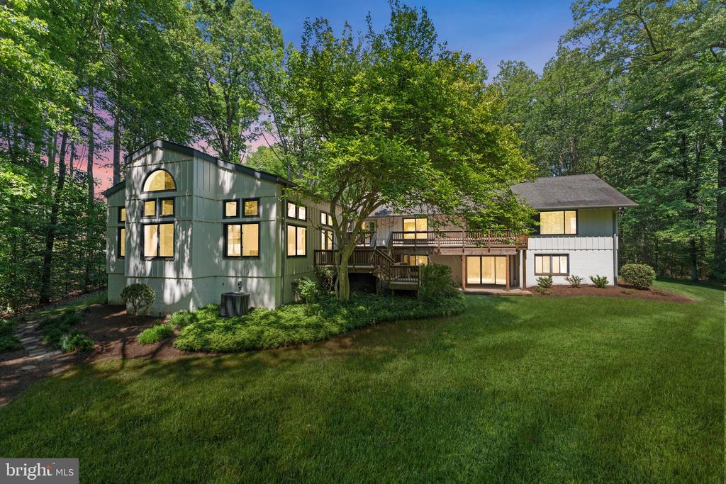 8000 SEVEN HILLS COURT