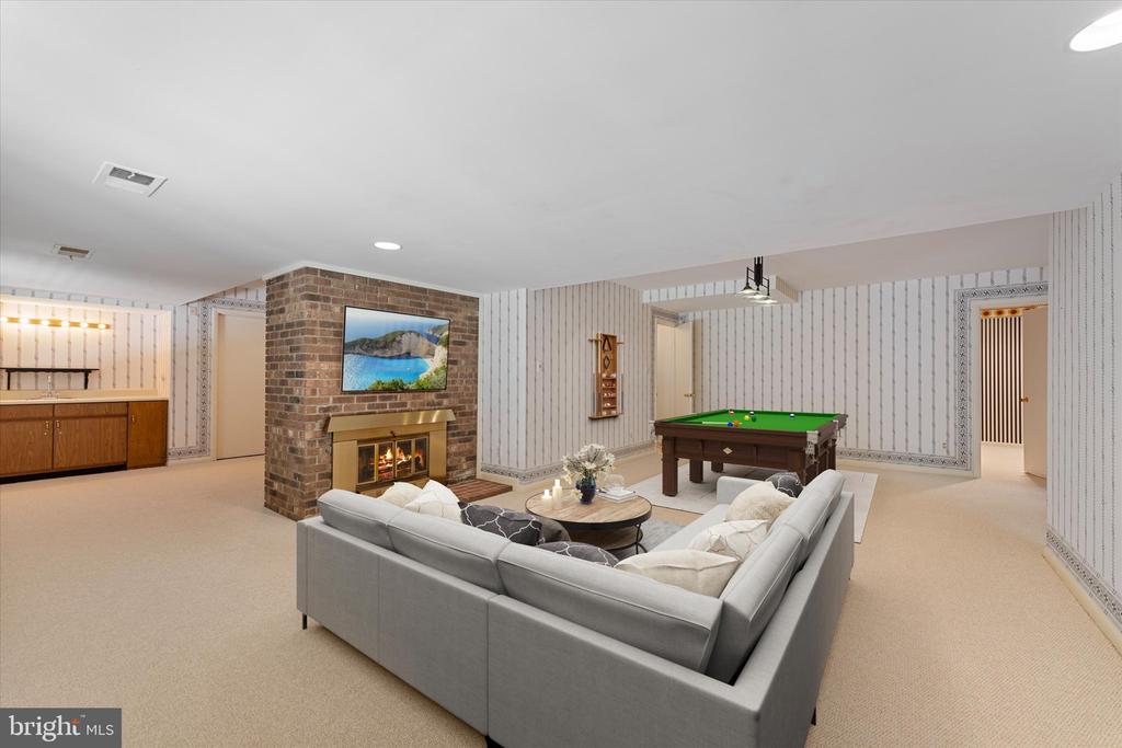 8000 SEVEN HILLS COURT