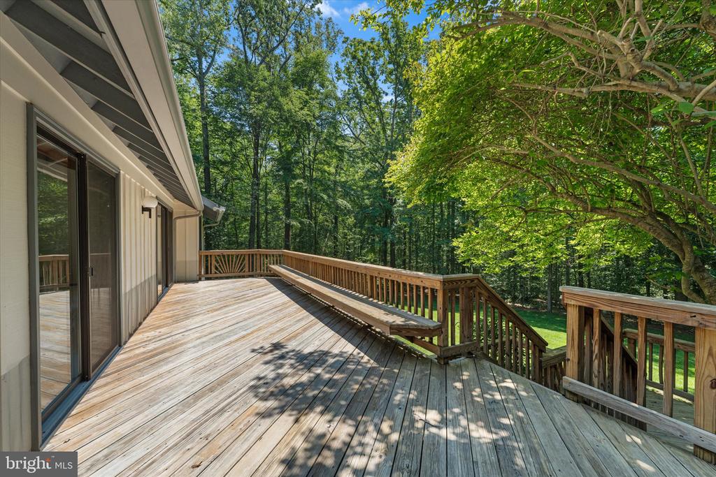 8000 SEVEN HILLS COURT
