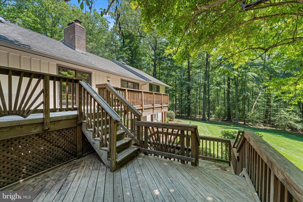 8000 SEVEN HILLS COURT