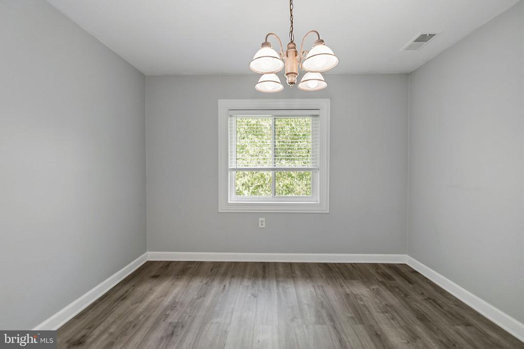 1443 NORTHGATE 22B