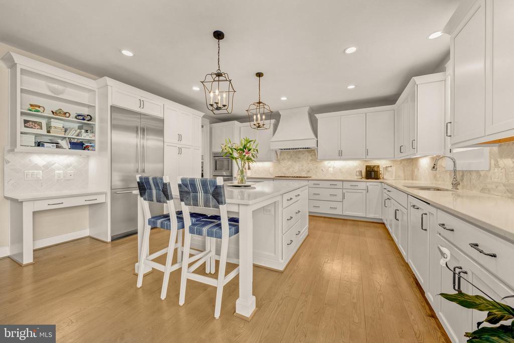 2998 BEECHWOOD LANE