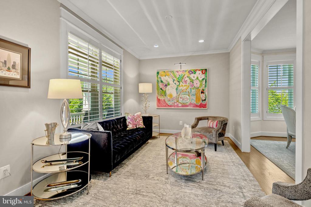 2998 BEECHWOOD LANE
