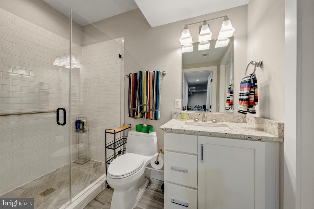 2998 BEECHWOOD LANE