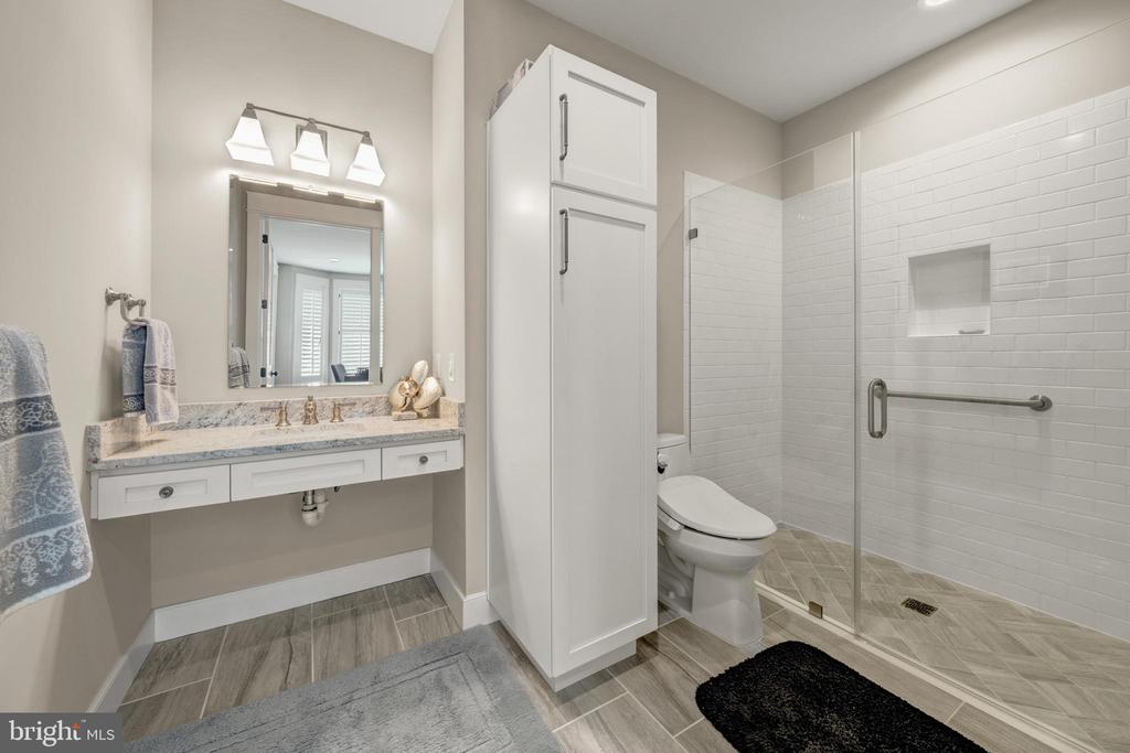 2998 BEECHWOOD LANE