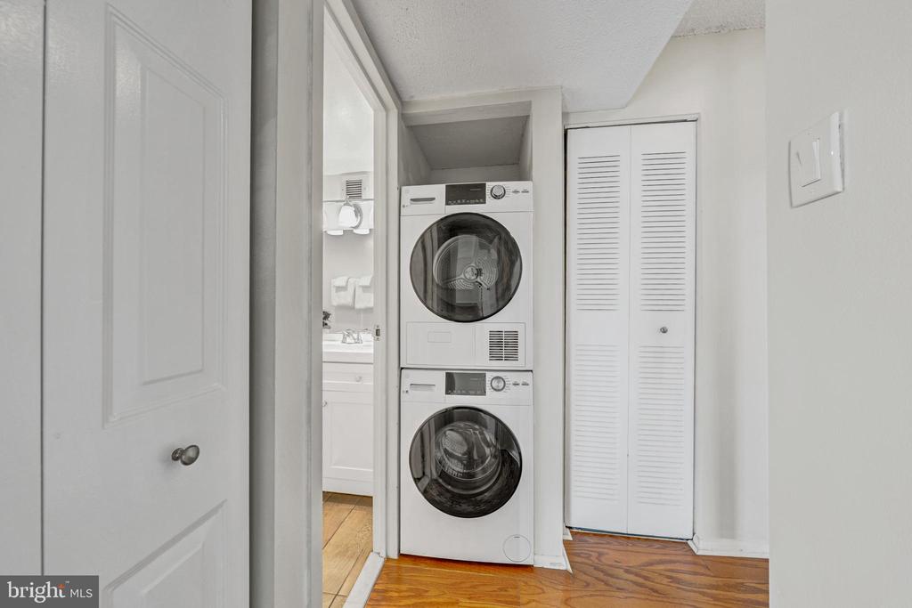 6800 FLEETWOOD ROAD Unit: 313