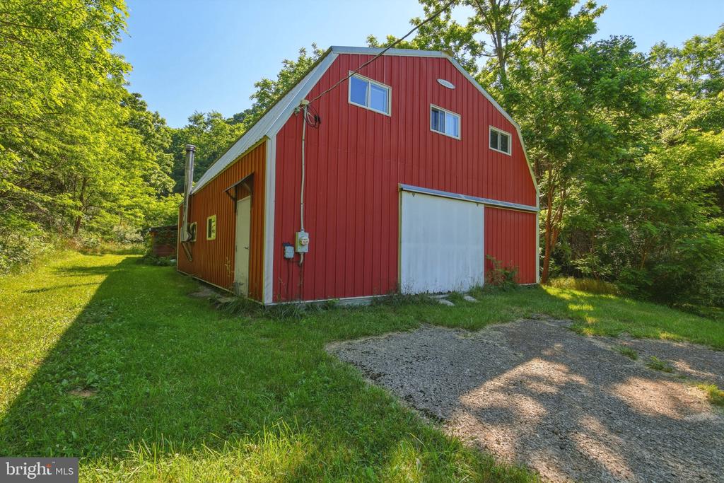 1639 SUGAR HILL ROAD