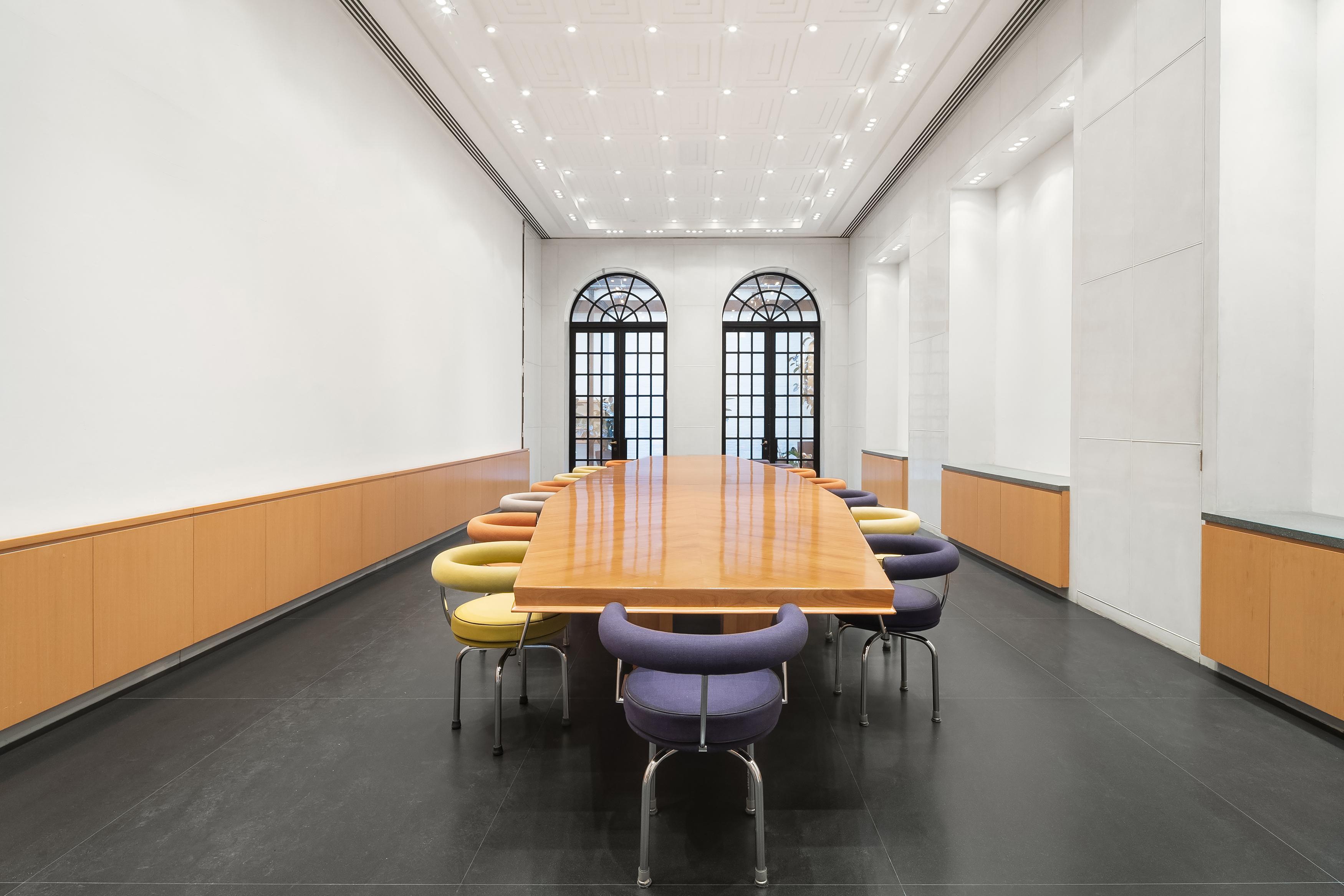 35 East 62nd Street
