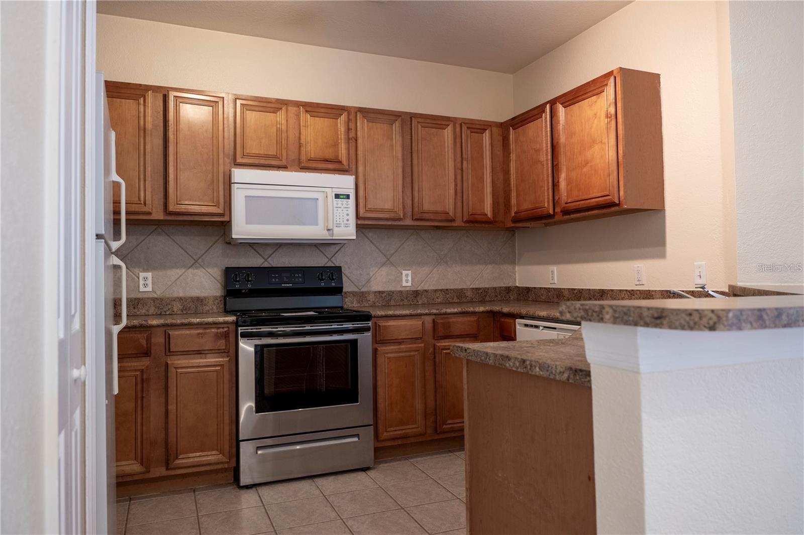 6125 METROWEST BOULEVARD Unit: 110