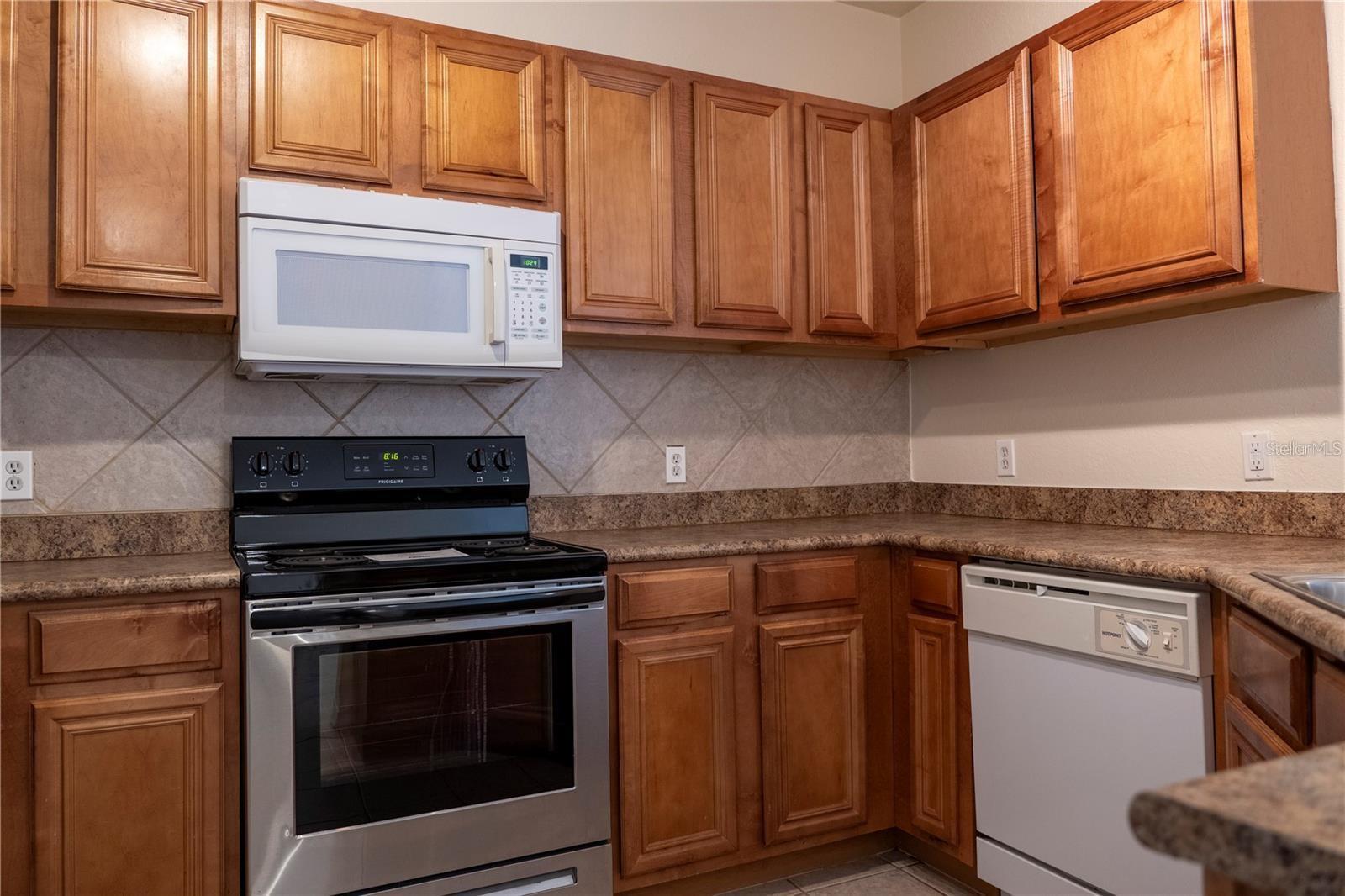 6125 METROWEST BOULEVARD Unit: 110