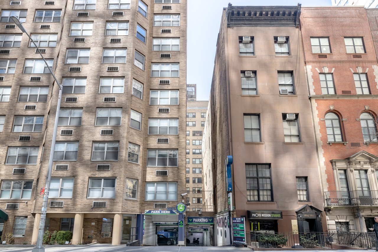 80 Park Avenue - Garage