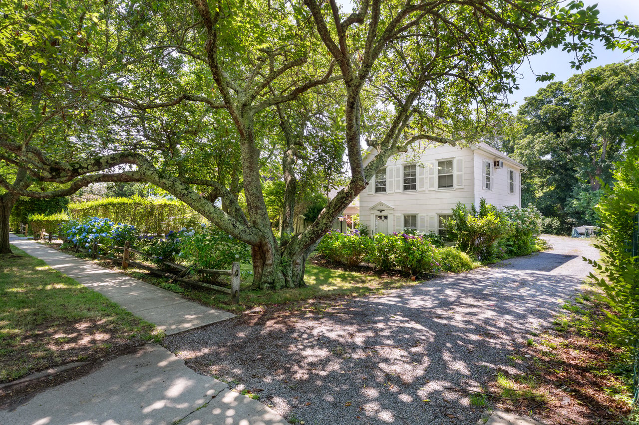 93 Buell Lane, East Hampton