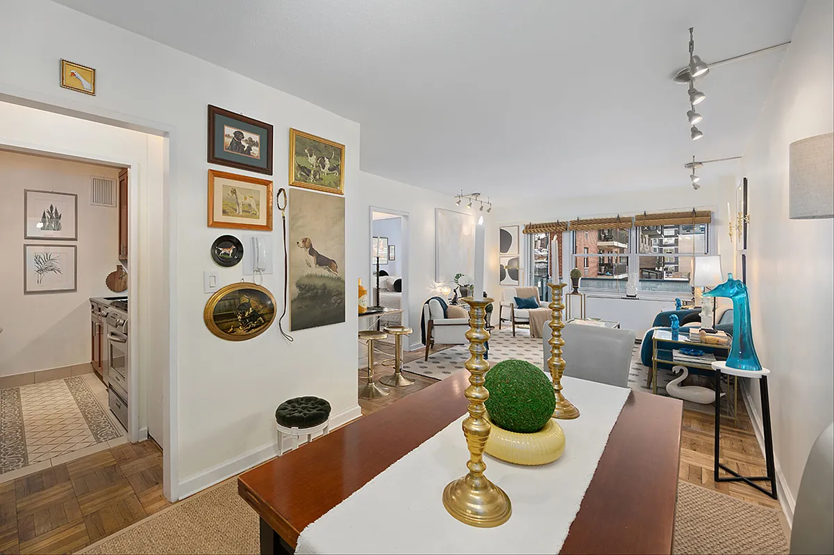 250 East 87th Street Unit: 8D