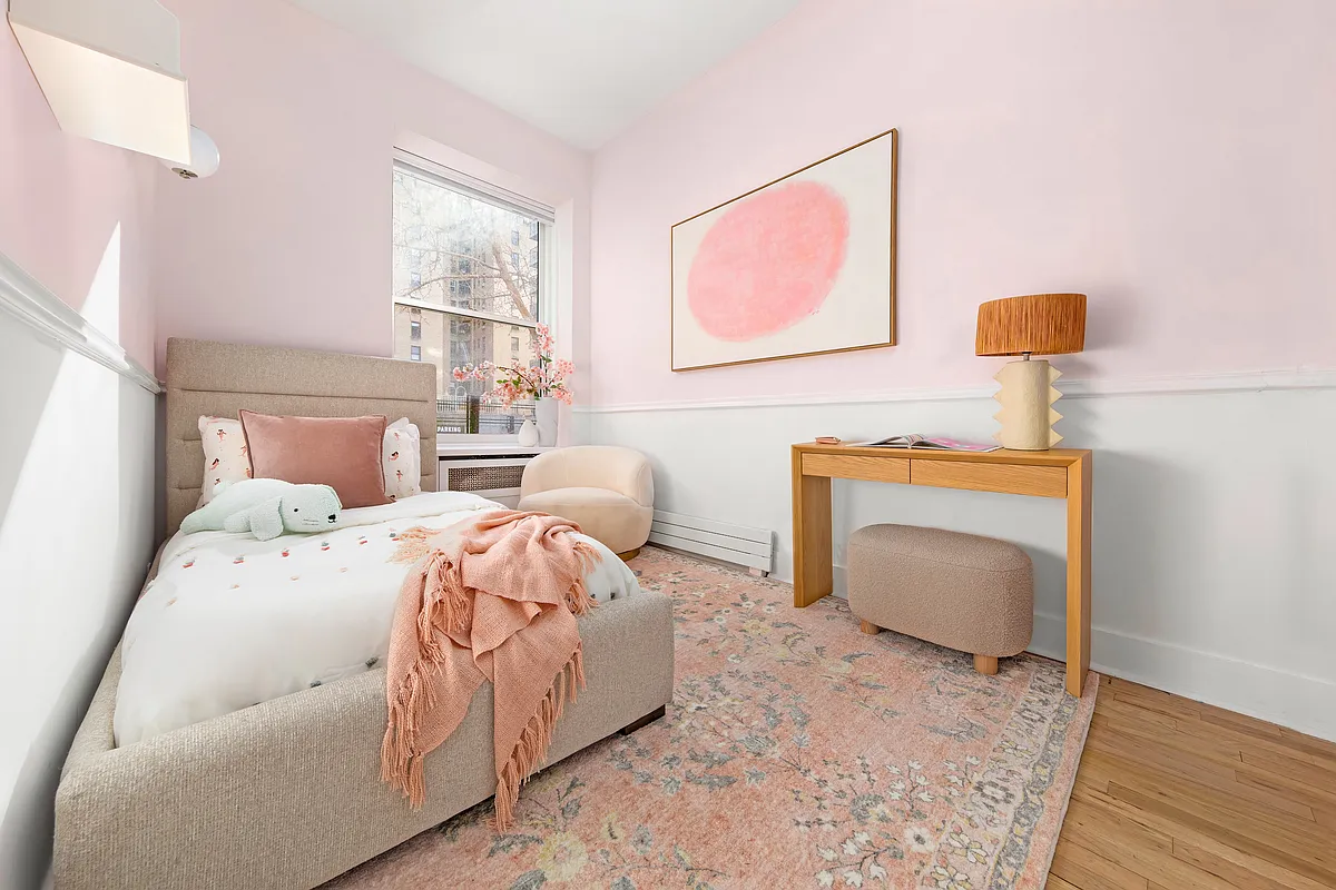 31 West 93rd Street Unit: 1D